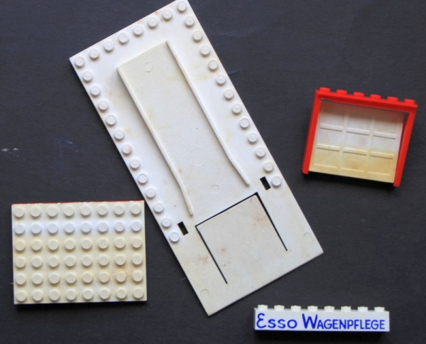 Lego System Esso Gasstation 1310 Parts 1958 (1648)